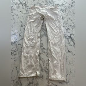 White Levi Jeans (32' 32)